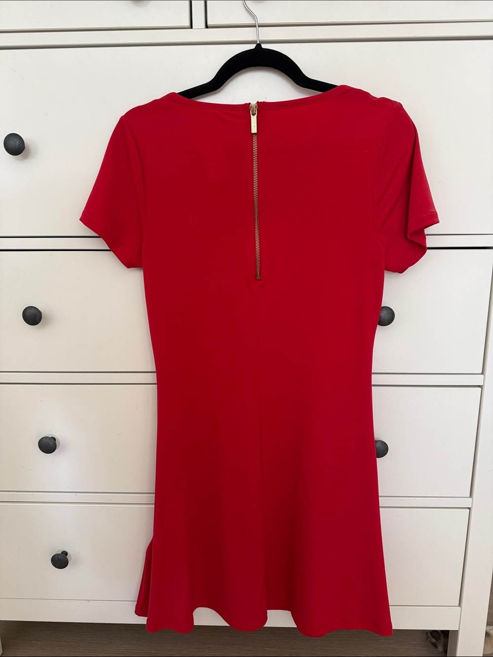 Michael Kors Red Short Sleeve Midi Dress - Picture 2 of 3